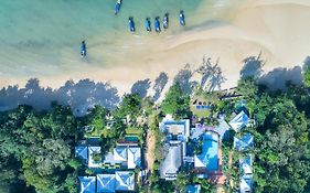 Anyavee Tubkaek Beach Resort